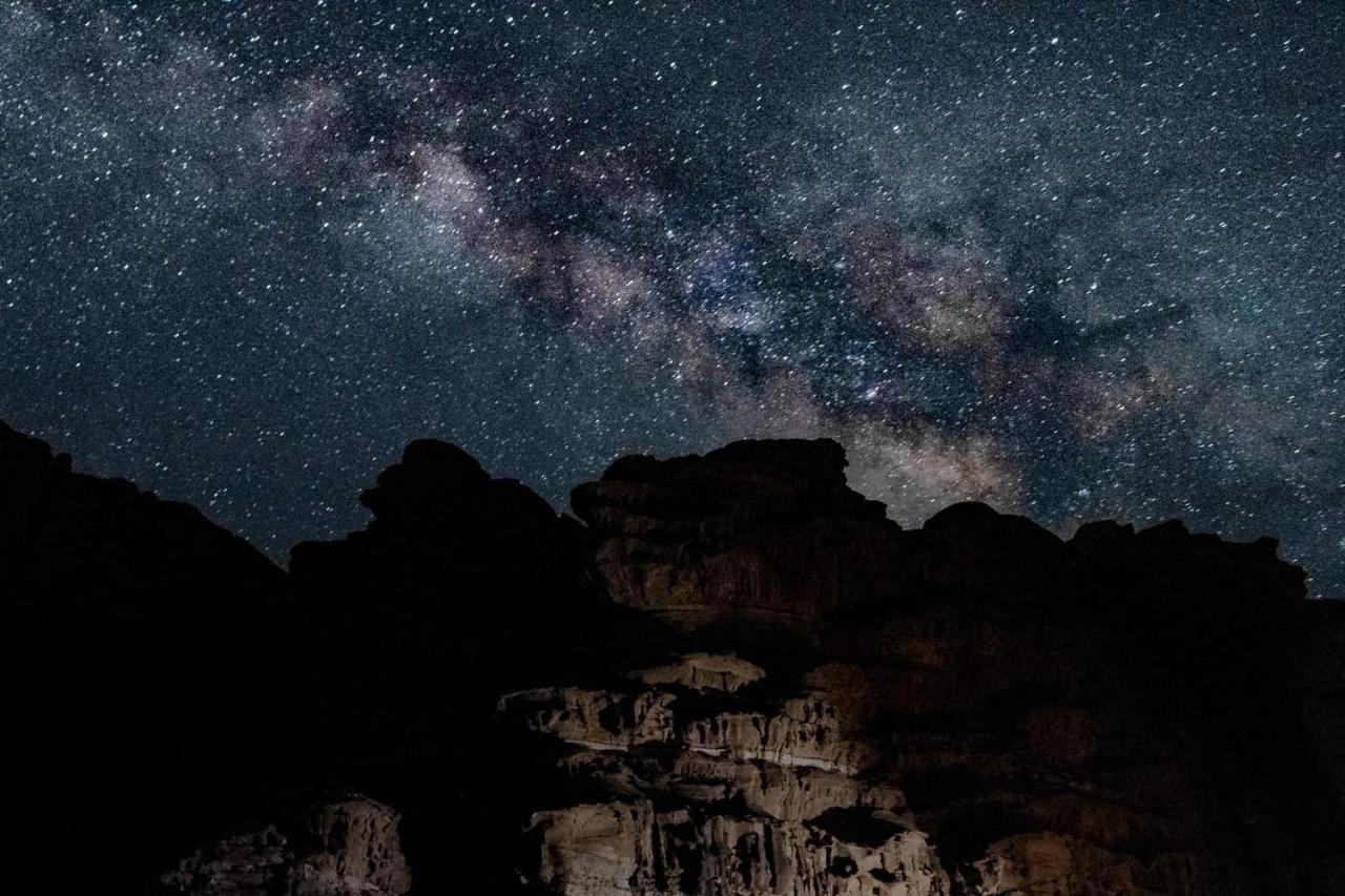 Wadi Rum Galaxy Camp 外观 照片